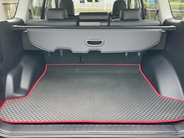 ランドクルーザープラド ＴＸ　Ｌパッケージ　４ＷＤ　ドライブレコーダー　ＥＴＣ　バックカメラ　クリアランスソナー　追従クルーズコントロール　レーンアシスト　パワーシート　衝突被害軽減システム　サンルーフ　ナビ　ＴＶ　オートマチックハイビーム（20枚目）