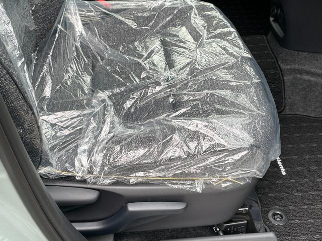 シエンタ ハイブリッドZ ワンオーナー 純正ナビフルセグTV 全方位モニター ETC2.0 追従クルーズコントロール 衝突被害軽減ブレーキ ブラインドスポットモニター 両側パワースライドドア シートヒーター オートハイビーム(68枚目)