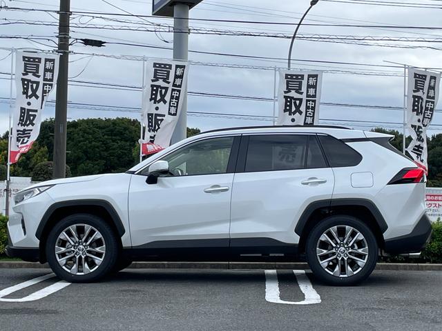 RAV4 G Zパッケージ ワンオーナー サンルーフ 純正ナビフルセグ 全方位カメラ デジタルミラー ETC2.0 衝突被害軽減ブレーキ 追従クルーズコントロール レーンキープアシスト ブラインドスポットモニター ワイヤレス充電(14枚目)
