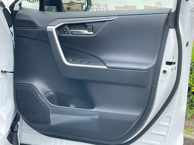 RAV4 G Zパッケージ ワンオーナー サンルーフ 純正ナビフルセグ 全方位カメラ デジタルミラー ETC2.0 衝突被害軽減ブレーキ 追従クルーズコントロール レーンキープアシスト ブラインドスポットモニター ワイヤレス充電(30枚目)