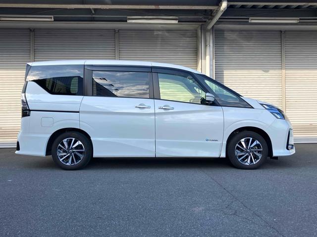 セレナ ｅ－パワー　ハイウェイスターＶ　ＥＴＣ　全周囲カメラ　ナビ　ＴＶ　クリアランスソナー　オートクルーズコントロール　レーンアシスト　衝突被害軽減システム　両側電動スライドドア　オートライト　ＬＥＤヘッドランプ　スマートキー（20枚目）