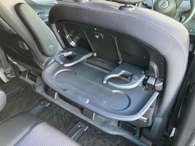 セレナ ｅ－パワー　ハイウェイスターＶ　ＥＴＣ　全周囲カメラ　ナビ　ＴＶ　クリアランスソナー　オートクルーズコントロール　レーンアシスト　衝突被害軽減システム　両側電動スライドドア　オートライト　ＬＥＤヘッドランプ　スマートキー（42枚目）