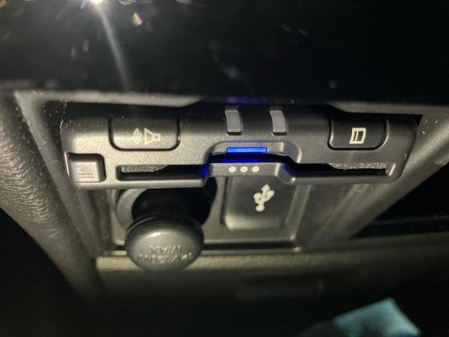 デリカＤ：５ ４ＷＤ　Ｐ　★★★保証書／純正　１０インチ　ＳＤナビ／衝突安全装置／両側電動スライドドア／シートヒーター　前席／マルチアラウンドモニター／車線逸脱防止支援システム／電動バックドア／ドライブレコーダー　社外　ターボ（17枚目）