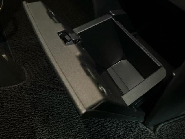 デリカＤ：５ ４ＷＤ　Ｐ　★★★保証書／純正　１０インチ　ＳＤナビ／衝突安全装置／両側電動スライドドア／シートヒーター　前席／マルチアラウンドモニター／車線逸脱防止支援システム／電動バックドア／ドライブレコーダー　社外　ターボ（43枚目）