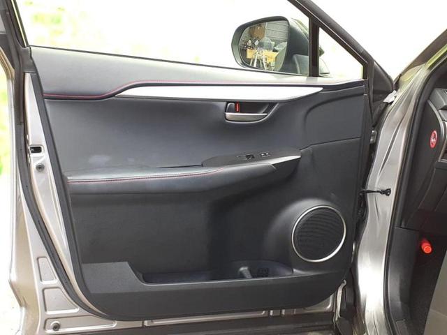 NX NX300h Fスポーツ 新品タイヤ/保証書/純正 SDナビ/シートエアコン/シート フルレザー/電動バックドア/ヘッドランプ LED/USBジャック/Bluetooth接続/ETC/EBD付ABS/横滑り防止装置 革シート(20枚目)