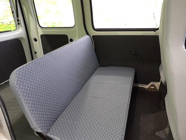 ハイゼットカーゴ スペシャル　新品タイヤ／保証書／社外　ナビ／ＡＢＳ／エアバッグ　運転席／エアバッグ　助手席／パワーステアリング／ワンオーナー／マニュアルエアコン／取扱説明書／ユーザー買取車／パワードアロック／ＵＶカットガラス（5枚目）