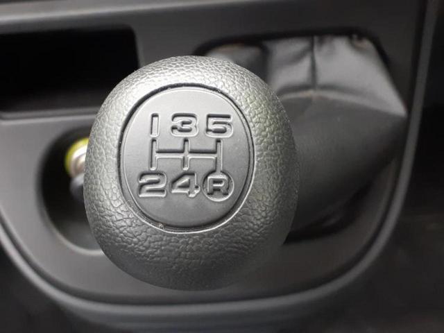 ハイゼットカーゴ スペシャル　新品タイヤ／保証書／社外　ナビ／ＡＢＳ／エアバッグ　運転席／エアバッグ　助手席／パワーステアリング／ワンオーナー／マニュアルエアコン／取扱説明書／ユーザー買取車／パワードアロック／ＵＶカットガラス（16枚目）