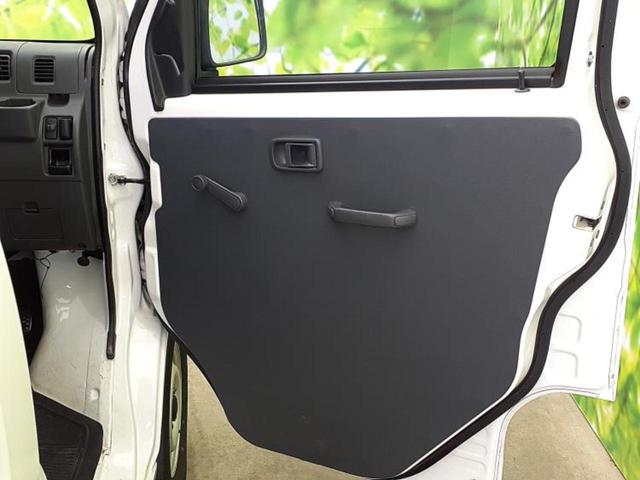 ハイゼットカーゴ スペシャル　新品タイヤ／保証書／社外　ナビ／ＡＢＳ／エアバッグ　運転席／エアバッグ　助手席／パワーステアリング／ワンオーナー／マニュアルエアコン／取扱説明書／ユーザー買取車／パワードアロック／ＵＶカットガラス（21枚目）