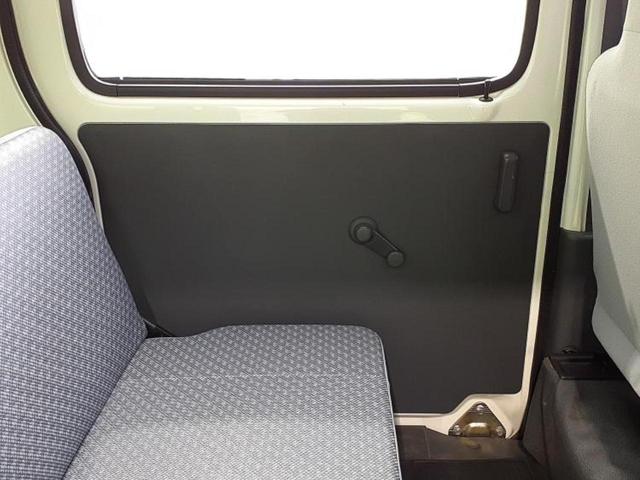 ハイゼットカーゴ スペシャル　新品タイヤ／保証書／社外　ナビ／ＡＢＳ／エアバッグ　運転席／エアバッグ　助手席／パワーステアリング／ワンオーナー／マニュアルエアコン／取扱説明書／ユーザー買取車／パワードアロック／ＵＶカットガラス（22枚目）