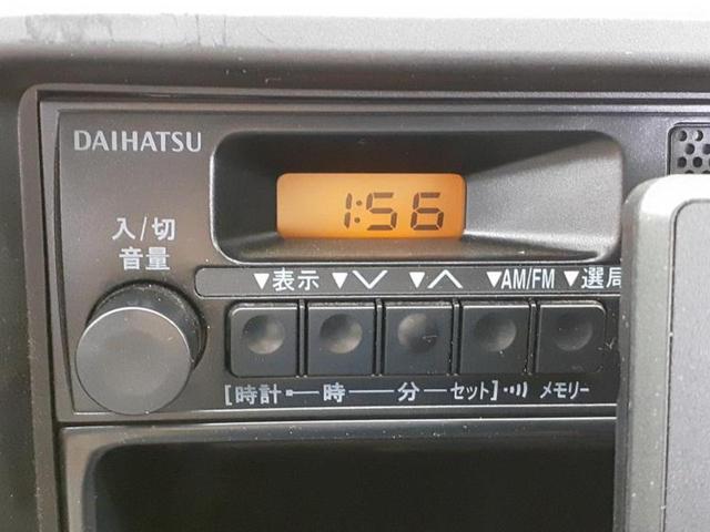 ハイゼットカーゴ スペシャル　新品タイヤ／保証書／社外　ナビ／ＡＢＳ／エアバッグ　運転席／エアバッグ　助手席／パワーステアリング／ワンオーナー／マニュアルエアコン／取扱説明書／ユーザー買取車／パワードアロック／ＵＶカットガラス（25枚目）