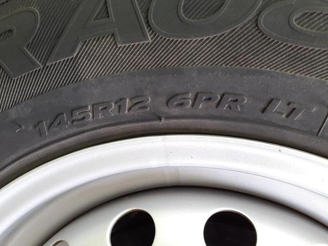 ハイゼットカーゴ スペシャル　新品タイヤ／保証書／社外　ナビ／ＡＢＳ／エアバッグ　運転席／エアバッグ　助手席／パワーステアリング／ワンオーナー／マニュアルエアコン／取扱説明書／ユーザー買取車／パワードアロック／ＵＶカットガラス（44枚目）