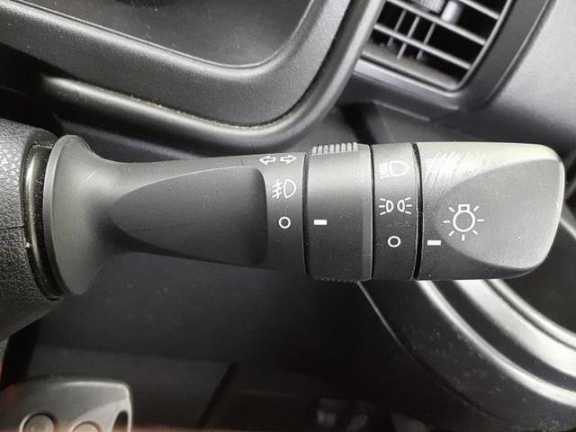 ハイゼットカーゴ デラックス　新品タイヤ／ヘッドランプ　ＨＩＤ／ＥＴＣ／アイドリングストップ／エアバッグ　運転席／エアバッグ　助手席／アルミホイール　社外　１２インチ／パワーウインドウ／キーレスエントリー／パワーステアリング（13枚目）