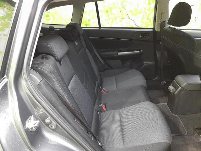 レヴォーグ 4WD1.6GTアイサイトVスポーツ 社外 8インチ メモリーナビ/衝突安全装置/シートヒーター/車線逸脱防止支援システム/パーキングアシスト バックガイド/ヘッドランプ LED/USBジャック/Bluetooth接続 バックカメラ(5枚目)