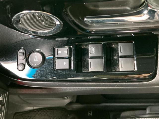 Ｎ－ＢＯＸカスタム Ｌ・ターボ　新品タイヤ／保証書／純正　ＳＤナビ／衝突安全装置／両側電動スライドドア／シートヒーター／車線逸脱防止支援システム／シート　ハーフレザー／パーキングアシスト　バックガイド　衝突被害軽減システム　ＥＴＣ（25枚目）