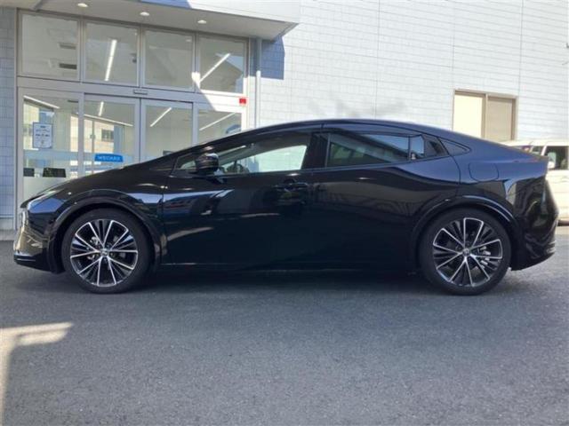 プリウス Z サンルーフ/保証書/純正 SDナビ/デジタルインナーミラー/衝突安全装置/シートエアコン/全方位モニター/車線逸脱防止支援システム/シート フルレザー/パーキングアシスト 自動操舵/電動バックドア(2枚目)