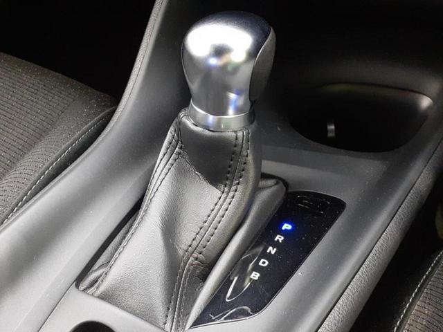 Ｃ－ＨＲ Ｓ　ＬＥＤパッケージ　保証書／純正　ＳＤナビ／衝突安全装置／車線逸脱防止支援システム／パーキングアシスト　バックガイド／ドライブレコーダー　純正／ヘッドランプ　ＬＥＤ／ＥＴＣ／ＥＢＤ付ＡＢＳ／横滑り防止装置　バックカメラ（17枚目）