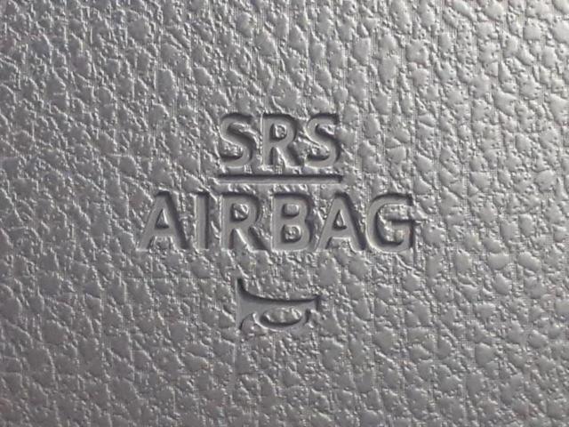 Ｃ－ＨＲ Ｓ　ＬＥＤパッケージ　保証書／純正　ＳＤナビ／衝突安全装置／車線逸脱防止支援システム／パーキングアシスト　バックガイド／ドライブレコーダー　純正／ヘッドランプ　ＬＥＤ／ＥＴＣ／ＥＢＤ付ＡＢＳ／横滑り防止装置　バックカメラ（36枚目）