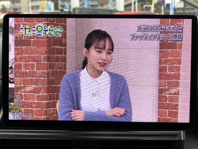 シエンタ Gクエロ 新品タイヤ/エアロ/社外 10インチ SDナビ/衝突安全装置/車線逸脱防止支援システム/シート ハーフレザー/ドライブレコーダー 前後/ヘッドランプ LED/Bluetooth接続/ETC フルエアロ(10枚目)