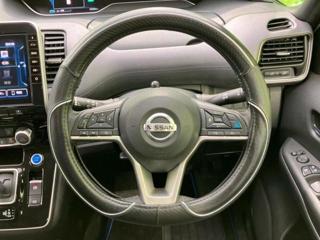 セレナ eパワーハイウェイスターV 新品タイヤ/保証書/純正 10インチ SDナビ/フリップダウンモニター/衝突安全装置/両側電動スライドドア/車線逸脱防止支援システム/シート 合皮/プロパイロット/ドライブレコーダー 純正 DVD再生(15枚目)