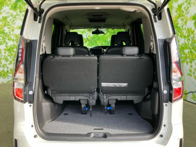 セレナ eパワーハイウェイスターV 新品タイヤ/保証書/純正 10インチ SDナビ/フリップダウンモニター/衝突安全装置/両側電動スライドドア/車線逸脱防止支援システム/シート 合皮/プロパイロット/ドライブレコーダー 純正 DVD再生(20枚目)