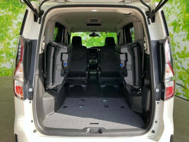 セレナ eパワーハイウェイスターV 新品タイヤ/保証書/純正 10インチ SDナビ/フリップダウンモニター/衝突安全装置/両側電動スライドドア/車線逸脱防止支援システム/シート 合皮/プロパイロット/ドライブレコーダー 純正 DVD再生(21枚目)