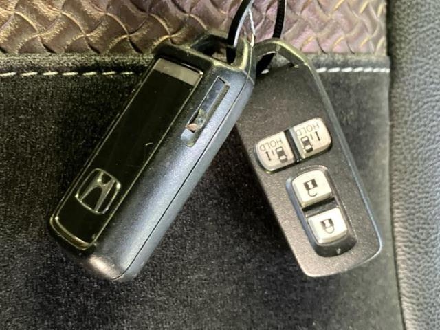 Ｎ－ＢＯＸカスタム Ｇ・ＥＸターボホンダセンシング　新品タイヤ／保証書／純正　８インチ　ＳＤナビ／衝突安全装置／両側電動スライドドア／車線逸脱防止支援システム／シート　ハーフレザー／ドライブレコーダー　前後／ヘッドランプ　ＬＥＤ／ＵＳＢジャック　ターボ（28枚目）