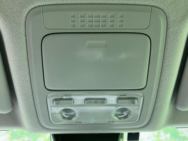 ヴォクシー ＺＳキラメキ２　新品タイヤ／社外　９インチ　ＳＤナビ／フリップダウンモニター　社外　１０．１インチ／衝突安全装置／両側電動スライドドア／車線逸脱防止支援システム／ヘッドランプ　ＬＥＤ／ＵＳＢジャック　バックカメラ（42枚目）