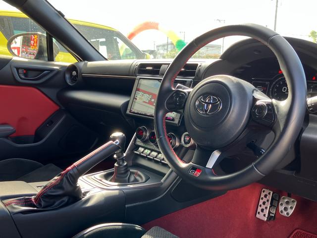 GR86 RZ MT車 ナビ ETC LEDヘッドライト アクティブクルーズコントロール カーテンエアバッグ ステアリング連動ヘッドランプ(14枚目)