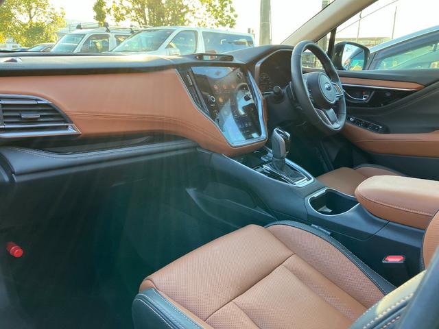 レガシィアウトバック リミテッドEX AWD サンルーフ ナビ TV マルチビュー ETC レザーシート シートヒーター パワーバックドア harmankardonサウンドシステム(20枚目)
