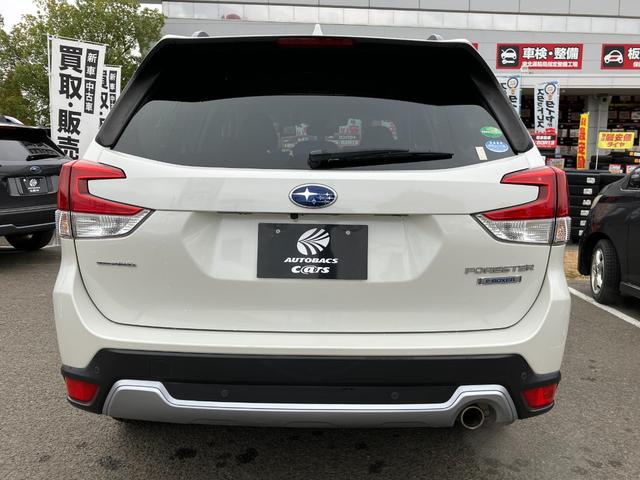 フォレスター アドバンス 4WD ナビ レーダークルーズ ドラレコ デジタルインナーミラー フロント・サイド・バックカメラ ETC シートヒーター パワーバックドア デジタルインナーミラー 衝突軽減装置(8枚目)
