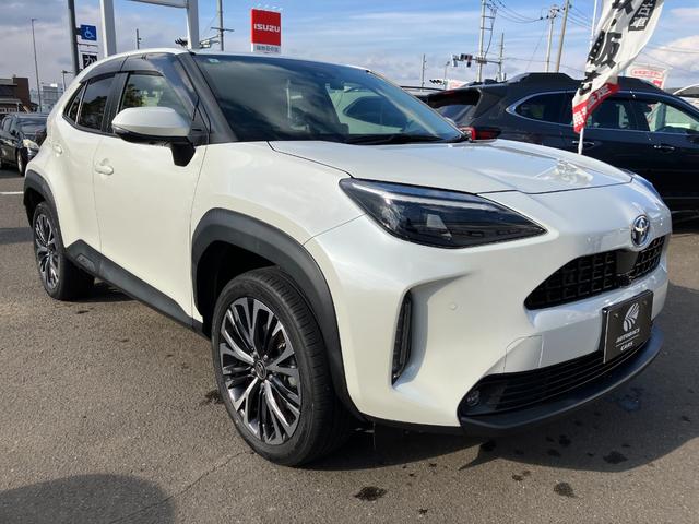 ヤリスクロス ハイブリッドＺ　４ＷＤ　純正８型ナビ　全周囲カメラ　ＥＴＣ　ドライブレコーダー　レーダークルーズコントロール　シートヒーター　トヨタセーフティセンス（13枚目）