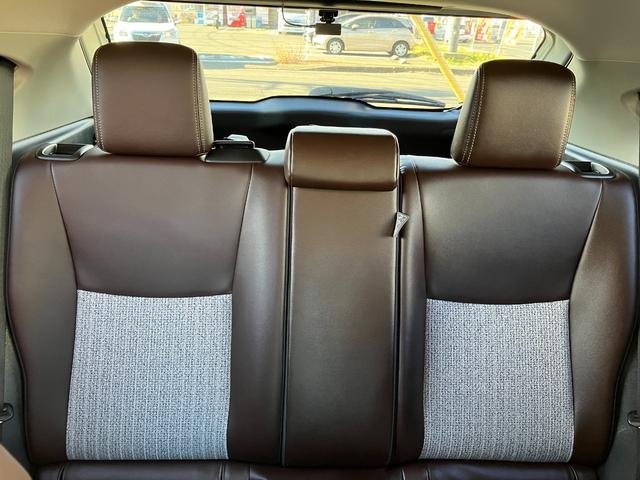 ヤリスクロス ハイブリッドＺ　４ＷＤ　純正８型ナビ　全周囲カメラ　ＥＴＣ　ドライブレコーダー　レーダークルーズコントロール　シートヒーター　トヨタセーフティセンス（17枚目）