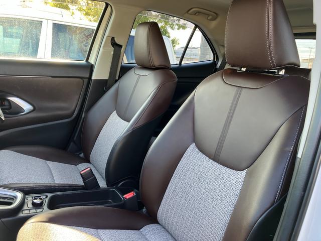 ヤリスクロス ハイブリッドＺ　４ＷＤ　純正８型ナビ　全周囲カメラ　ＥＴＣ　ドライブレコーダー　レーダークルーズコントロール　シートヒーター　トヨタセーフティセンス（19枚目）