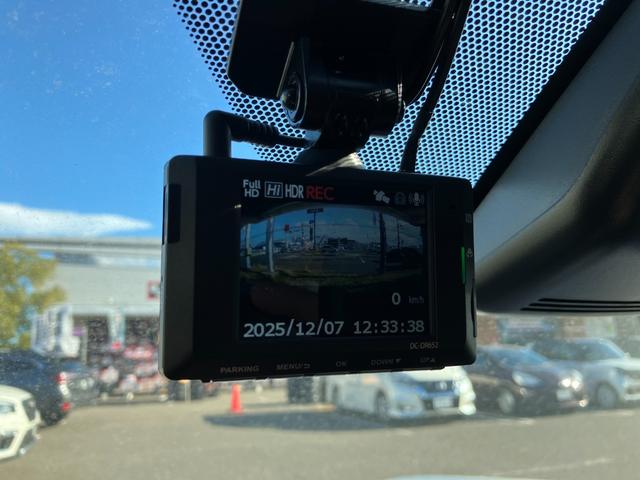 ヤリスクロス ハイブリッドＺ　４ＷＤ　純正８型ナビ　全周囲カメラ　ＥＴＣ　ドライブレコーダー　レーダークルーズコントロール　シートヒーター　トヨタセーフティセンス（25枚目）