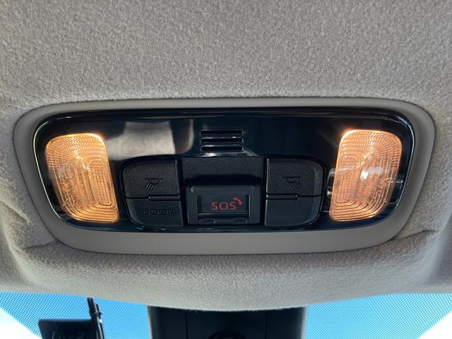 ヤリスクロス ハイブリッドＺ　４ＷＤ　純正８型ナビ　全周囲カメラ　ＥＴＣ　ドライブレコーダー　レーダークルーズコントロール　シートヒーター　トヨタセーフティセンス（44枚目）