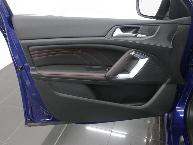 ３０８ ＧＴライン　純正ナビ　フルセグ　Ｂｌｕｅｔｏｏｔｈ　Ｂカメラ　ＥＴＣ　スマートキー　ＬＥＤヘッドライト　オートライト　オートエアコン　純正ＡＷ　クルーズコントロール　パークアシスト　ブラインドスポットモニター（29枚目）