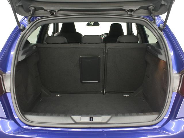 ３０８ ＧＴライン　純正ナビ　フルセグ　Ｂｌｕｅｔｏｏｔｈ　Ｂカメラ　ＥＴＣ　スマートキー　ＬＥＤヘッドライト　オートライト　オートエアコン　純正ＡＷ　クルーズコントロール　パークアシスト　ブラインドスポットモニター（31枚目）