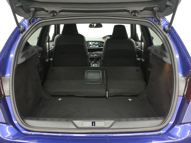 ３０８ ＧＴライン　純正ナビ　フルセグ　Ｂｌｕｅｔｏｏｔｈ　Ｂカメラ　ＥＴＣ　スマートキー　ＬＥＤヘッドライト　オートライト　オートエアコン　純正ＡＷ　クルーズコントロール　パークアシスト　ブラインドスポットモニター（32枚目）