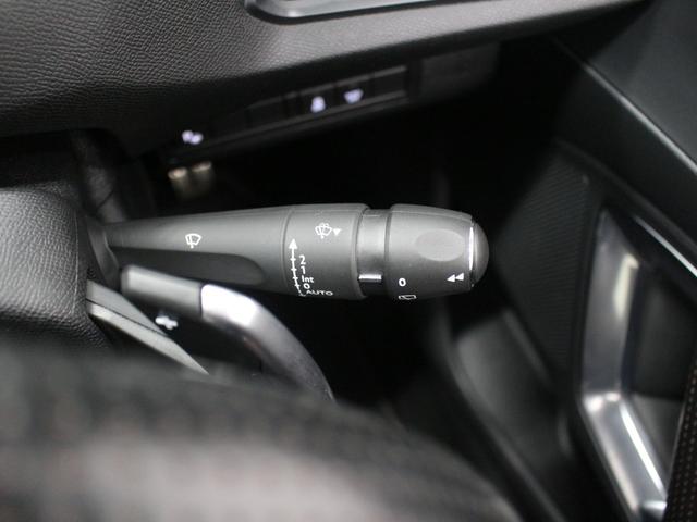 ３０８ ＧＴライン　純正ナビ　フルセグ　Ｂｌｕｅｔｏｏｔｈ　Ｂカメラ　ＥＴＣ　スマートキー　ＬＥＤヘッドライト　オートライト　オートエアコン　純正ＡＷ　クルーズコントロール　パークアシスト　ブラインドスポットモニター（42枚目）