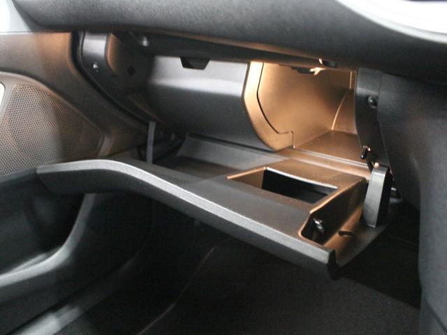 ３０８ ＧＴライン　純正ナビ　フルセグ　Ｂｌｕｅｔｏｏｔｈ　Ｂカメラ　ＥＴＣ　スマートキー　ＬＥＤヘッドライト　オートライト　オートエアコン　純正ＡＷ　クルーズコントロール　パークアシスト　ブラインドスポットモニター（49枚目）