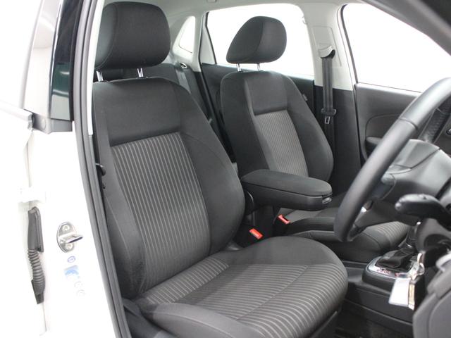 ポロ TSIハイライン フルセグナビ Bluetooth DVD再生 ETC Bソナー オートエアコン 純正アルミホイール フロントフォグランプ アームレスト(9枚目)