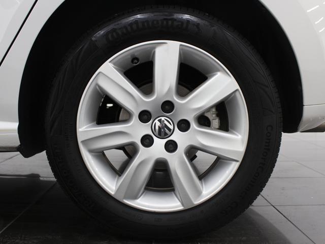 ポロ TSIハイライン フルセグナビ Bluetooth DVD再生 ETC Bソナー オートエアコン 純正アルミホイール フロントフォグランプ アームレスト(21枚目)