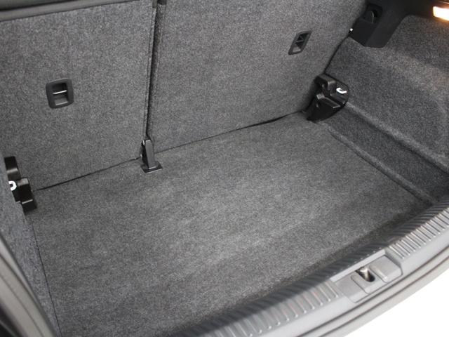 ポロ TSIハイライン フルセグナビ Bluetooth DVD再生 ETC Bソナー オートエアコン 純正アルミホイール フロントフォグランプ アームレスト(35枚目)