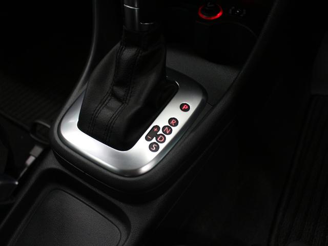 ポロ TSIハイライン フルセグナビ Bluetooth DVD再生 ETC Bソナー オートエアコン 純正アルミホイール フロントフォグランプ アームレスト(44枚目)