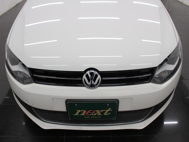 ポロ TSIハイライン フルセグナビ Bluetooth DVD再生 ETC Bソナー オートエアコン 純正アルミホイール フロントフォグランプ アームレスト(64枚目)