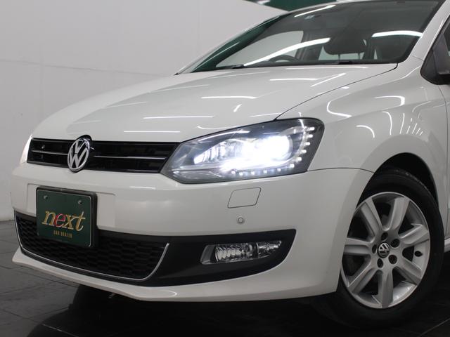 ポロ ＴＳＩハイライン　フルセグナビ　Ｂｌｕｅｔｏｏｔｈ　ＵＳＢ入力　Ｂカメラ　ＥＴＣ　ＨＩＤヘッドライト　フロントフォグランプ　純正アルミホイール　オートエアコン　アームレスト（20枚目）