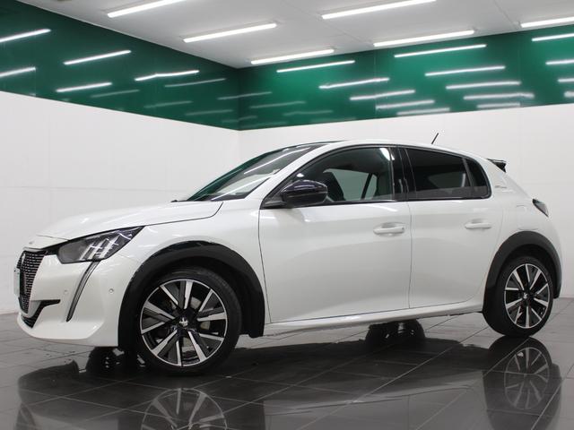 ２０８ ＧＴライン　ガラスルーフ　ディスプレイオーディオ　カープレイ　Ｂｌｕｅｔｏｏｔｈ　Ｂカメラ　ＥＴＣ　ＬＥＤヘッドライト　オートライト　純正ＡＷ　衝突被害軽減ブレーキ　ブラインドスポットモニター　レーンアシスト（17枚目）