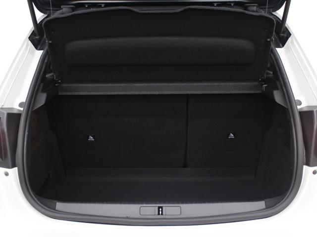 ２０８ ＧＴライン　ガラスルーフ　ディスプレイオーディオ　カープレイ　Ｂｌｕｅｔｏｏｔｈ　Ｂカメラ　ＥＴＣ　ＬＥＤヘッドライト　オートライト　純正ＡＷ　衝突被害軽減ブレーキ　ブラインドスポットモニター　レーンアシスト（35枚目）