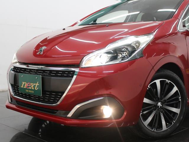 ２０８ アリュール　ファンエディション　ディスプレイオーディオ　カープレイ　Ｂｌｕｅｔｏｏｔｈ　Ｂカメラ　ＥＴＣ　オートライト　純正アルミホイール　オートエアコン　クルコン　アイドリングストップ　衝突被害軽減ブレーキ（19枚目）