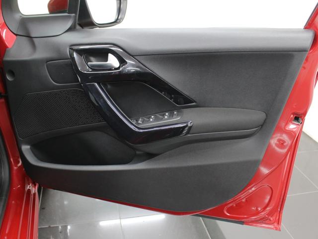 ２０８ アリュール　ファンエディション　ディスプレイオーディオ　カープレイ　Ｂｌｕｅｔｏｏｔｈ　Ｂカメラ　ＥＴＣ　オートライト　純正アルミホイール　オートエアコン　クルコン　アイドリングストップ　衝突被害軽減ブレーキ（28枚目）